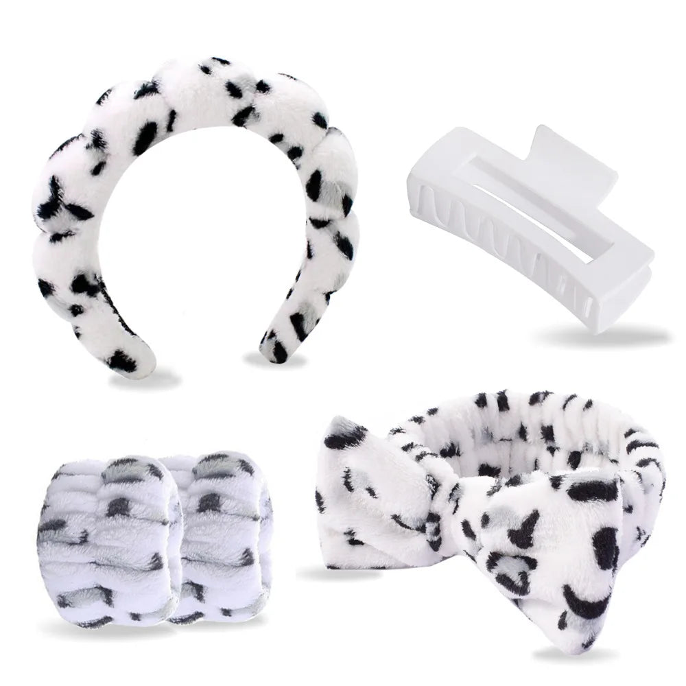 Best Selling Soft Coral Fleece 5-in-1 Skincare Tool Set Non-slip Headband Water-absorbent Wrist Cuffs & Claw Clip for Face Wash