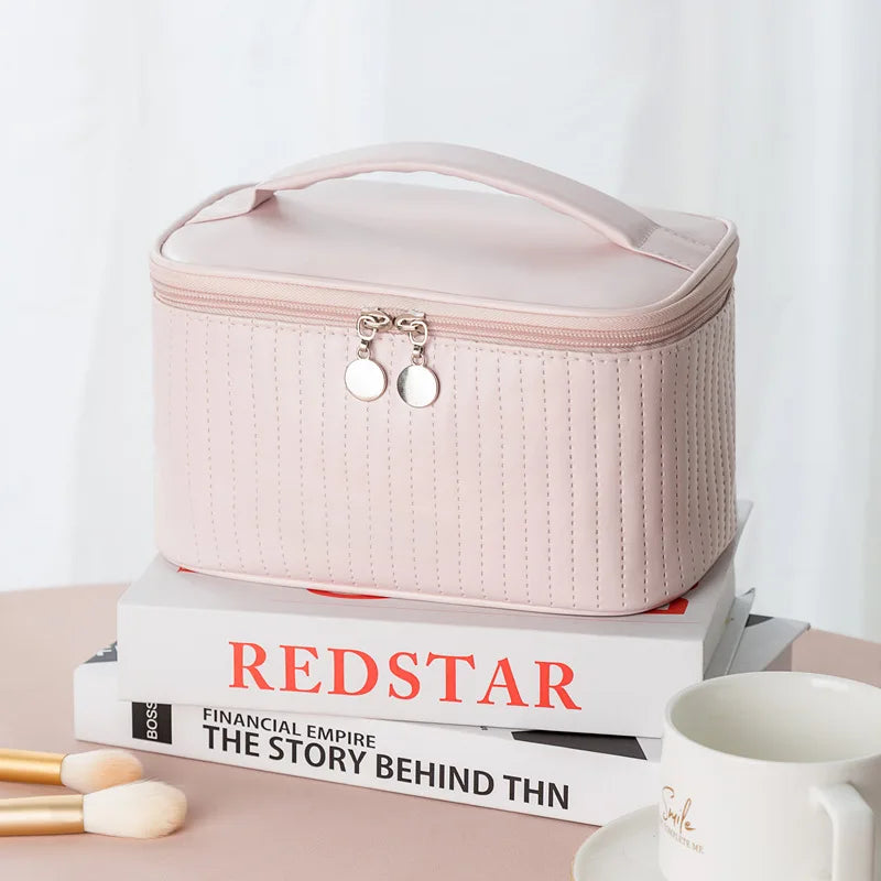 High Grade Large Capacity Makeup Bag PU Material Zipper Closure Multi Color Design Lightweight Daily Skincare Storage Bag