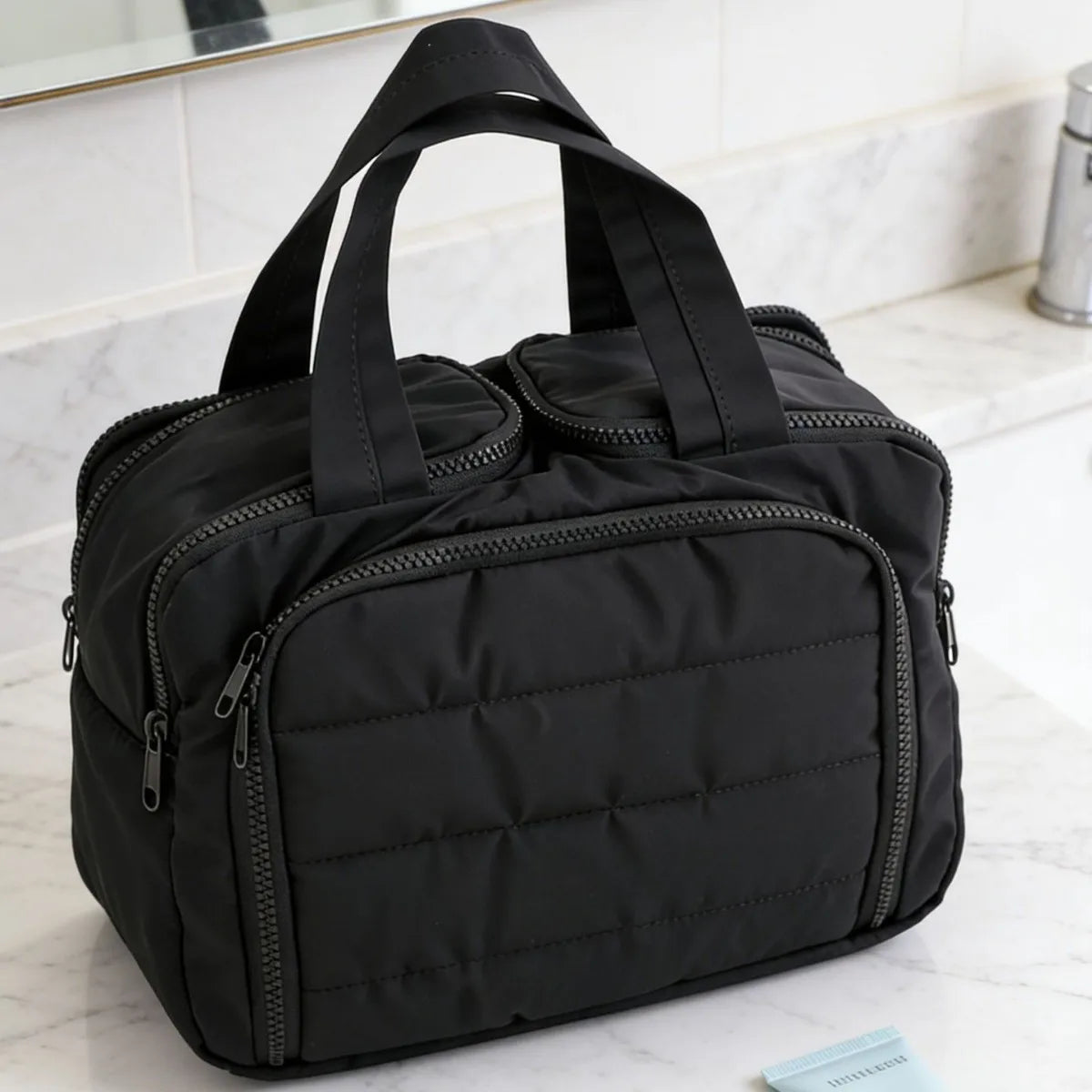 Capacity Travel Skincare Bag Fashionable Cosmetic Makeup Organizer with Zipper Closure