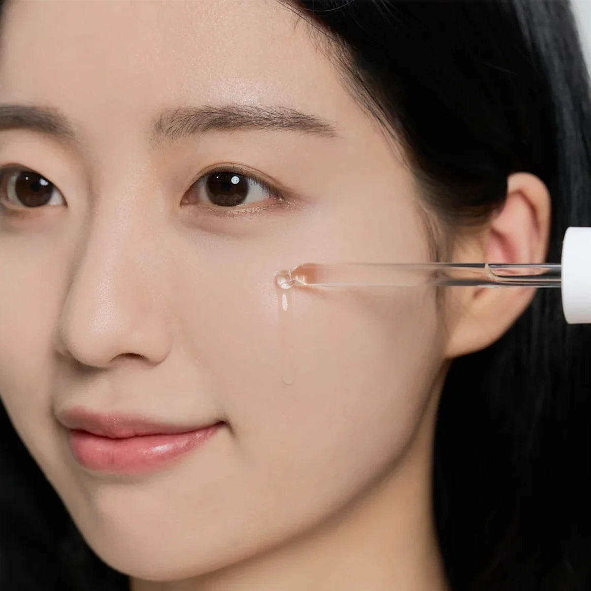 SKIN1004 Tea-Trica Relief Ampoule 100ml,Non-Sticky&Refreshing,Sebum Balancing,Soothes Redness&Blemishes,K-Beauty,Korean Makeup