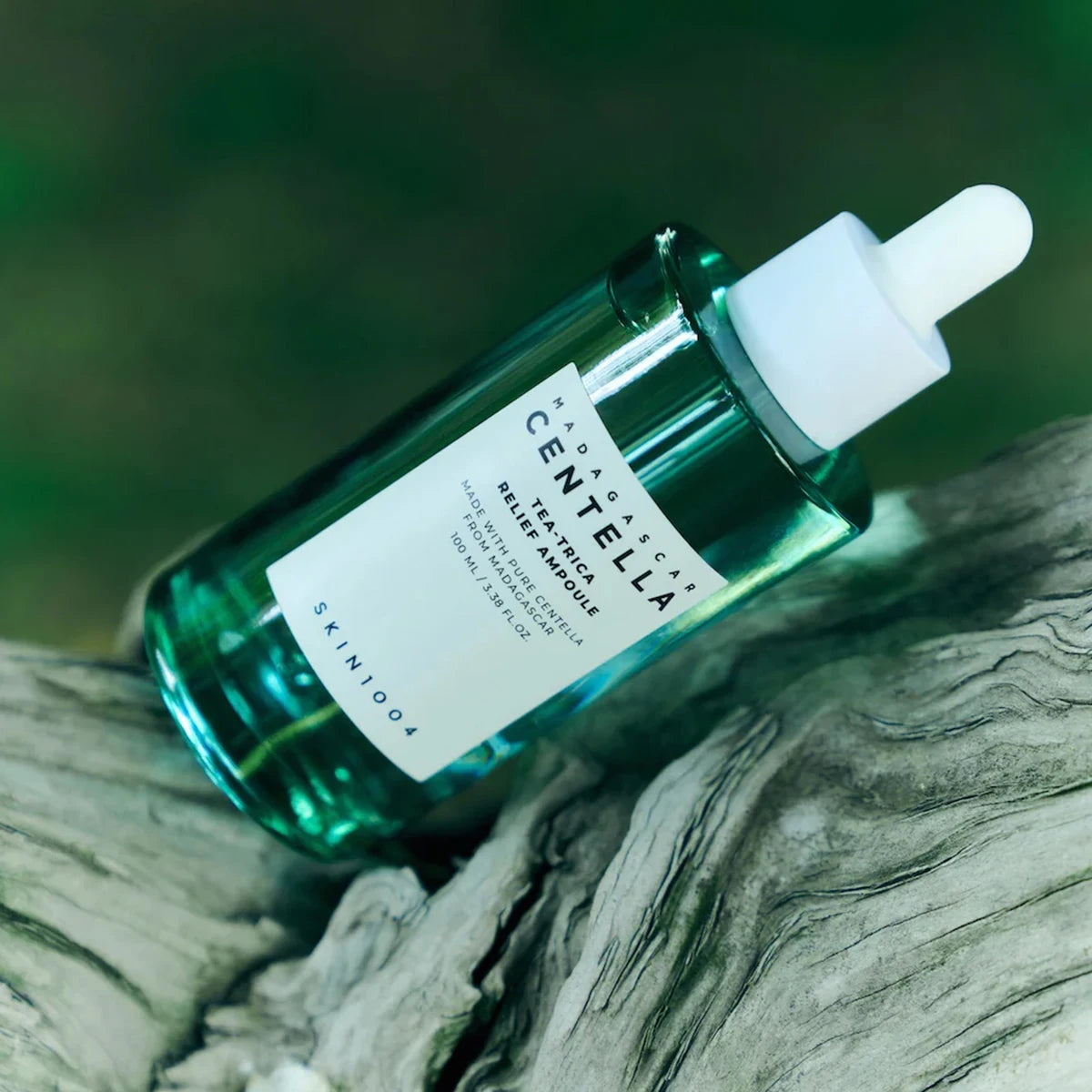 SKIN1004 Tea-Trica Relief Ampoule 100ml,Non-Sticky&Refreshing,Sebum Balancing,Soothes Redness&Blemishes,K-Beauty,Korean Makeup